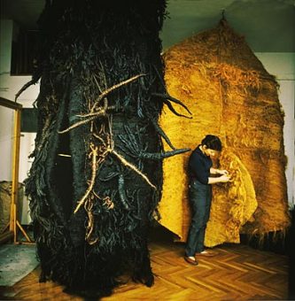Magdalena Abakanowicz, ecología y arte. 9 Magdalena Abakanowicz, ecología y arte. 5