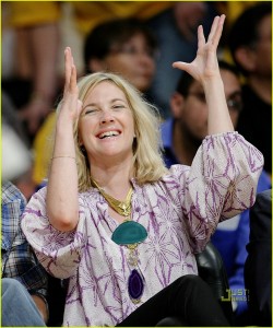 2-drew-barrymore-lakers-game-091
