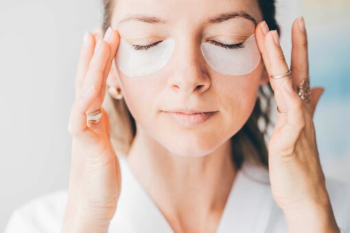 Consejos para cuidar la piel delicada del contorno de ojos 10
