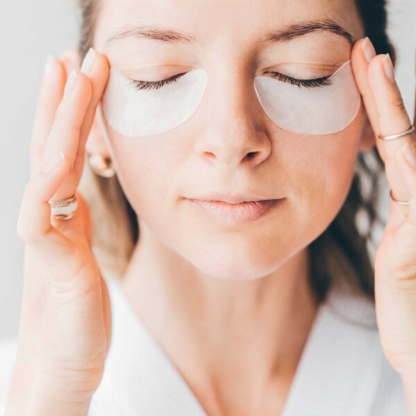 Consejos para cuidar la piel delicada del contorno de ojos