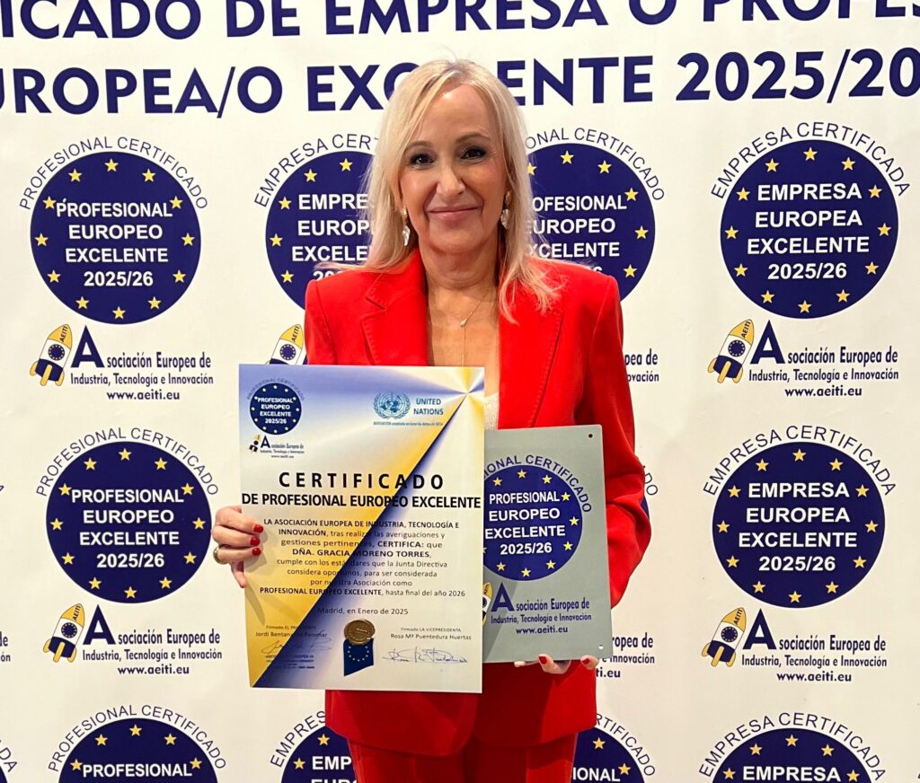 La Dra. Moreno Torres experta en medicina estética y capilar recibe el prestigioso Certificado de Profesional Europeo Excelente